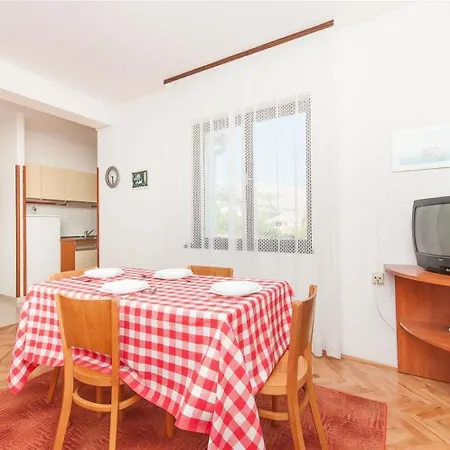 Apartman Mate - Free Parking Pag Town